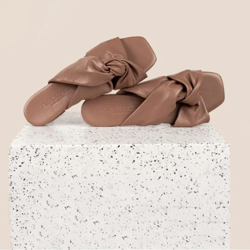 A. Soliani Taupe Rodi sandals - Picture 1 of 6